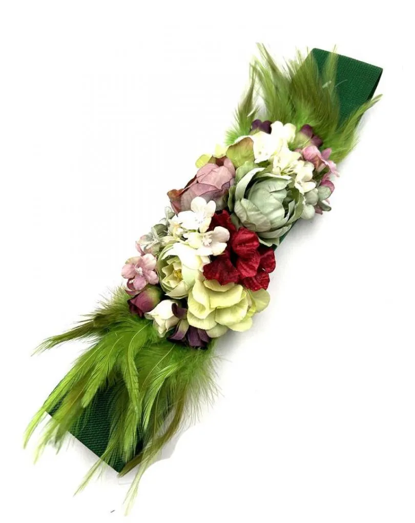 CINTURONES MUJER VERDES CON PLUMAS Y FLORES PARA BODAS Y EVENTOS
