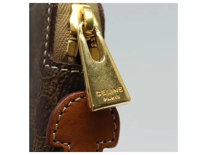 Céline Estuche de viaje de lona Macadam CELINE en cuero PVC marrón Auth yk13127 Castaño 