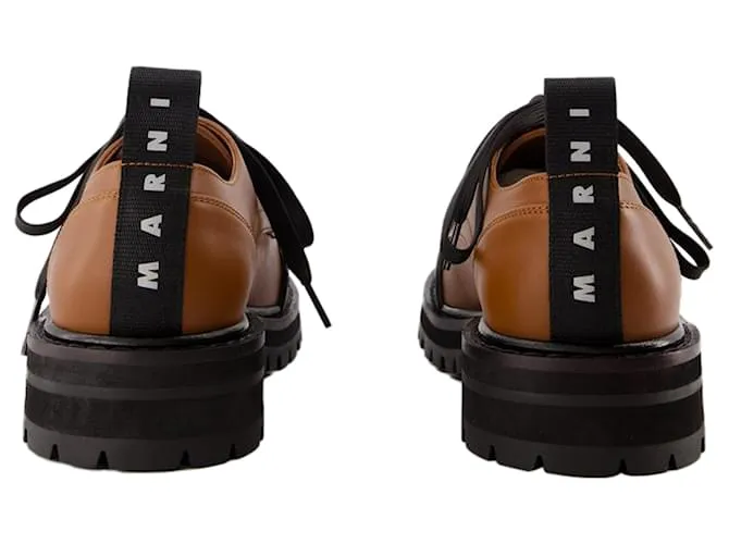 DADA DERBIES  MARNI  CUERO  MARRóN CASTAñO 