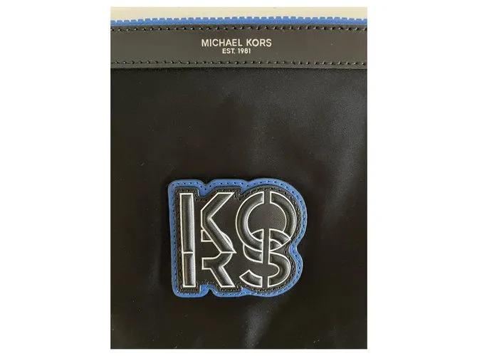 Estuche de viaje Michael Kors Negro Azul 