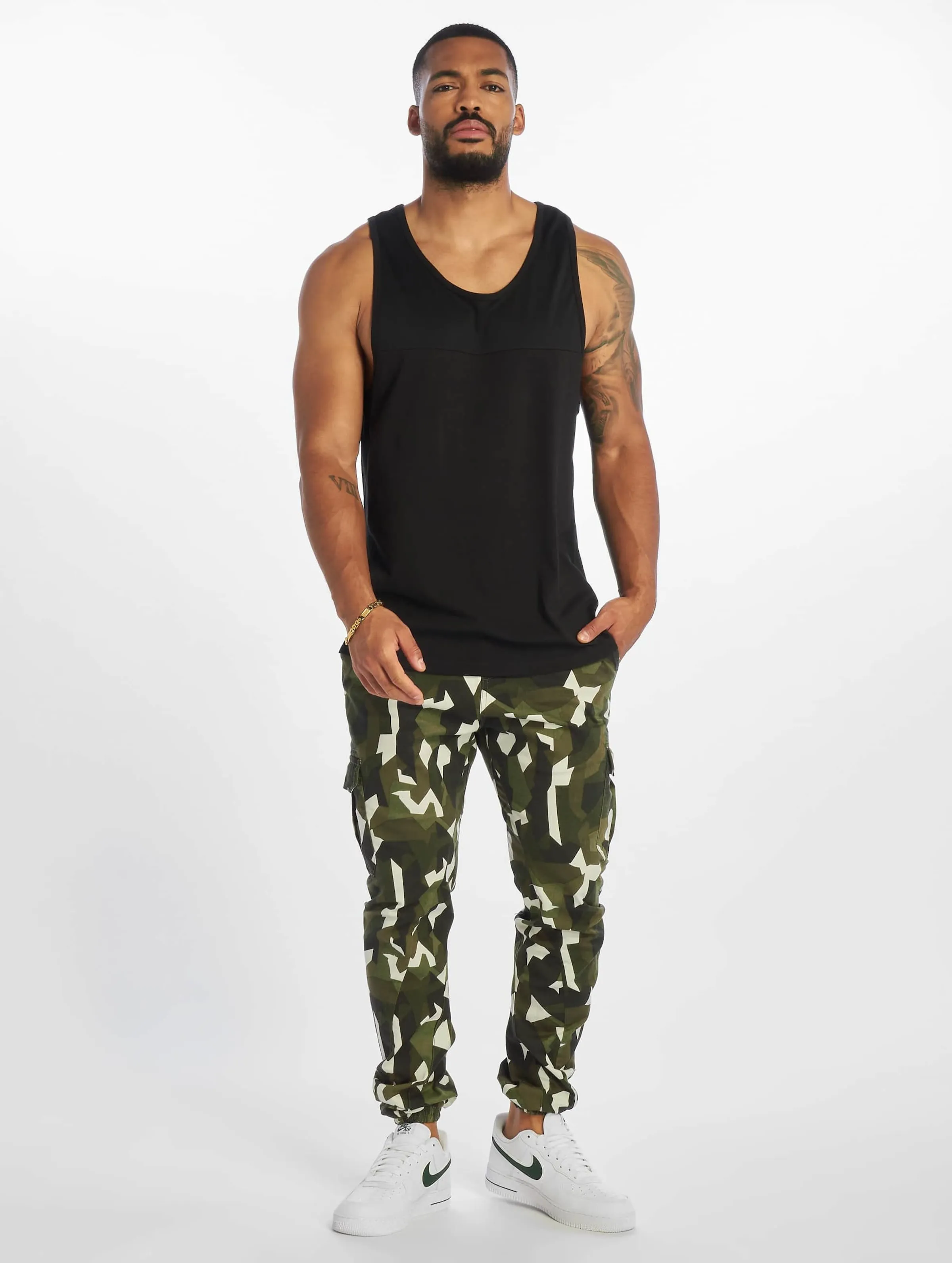 Geometric Stretch Twill