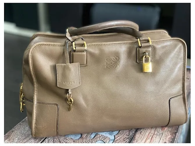 Loewe Amazona 36 Marrón claro 