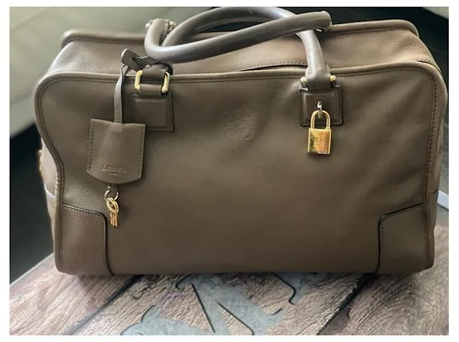 Loewe Amazona 36 Marrón claro 