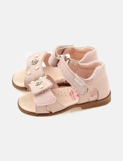 Pablosky Sandalia rosa borlas