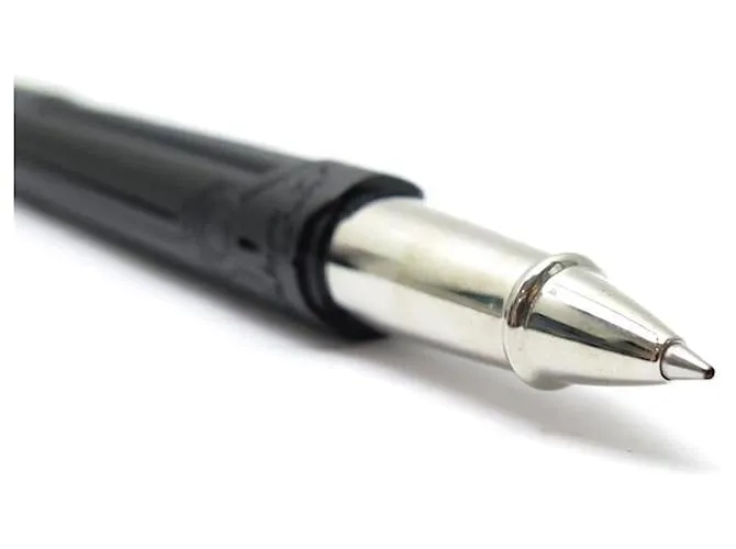 PEN DE BOLÍGRAFO ST DUPONT ARMORS OF TOMORROW 412693 + ESTUCHE PARA PLUMA ROLLERBALL CERANIUM Gris 