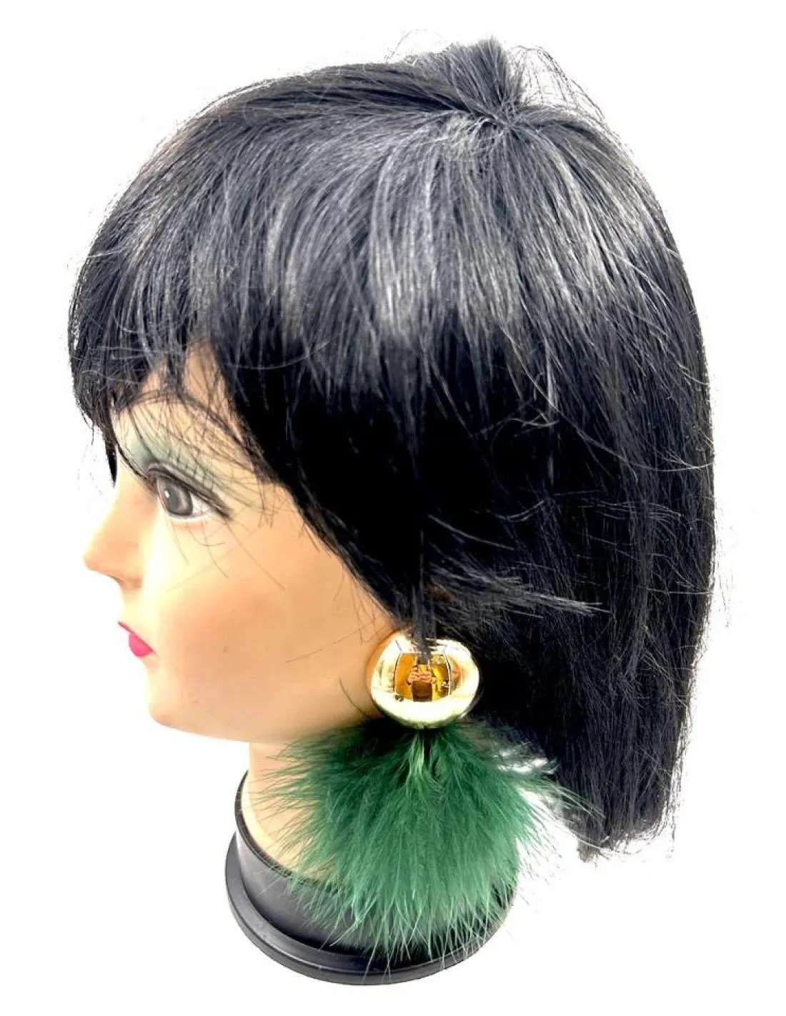 PENDIENTES FIESTA LARGOS DE PLUMAS VERDES BOTELLA PARA EVENTOS