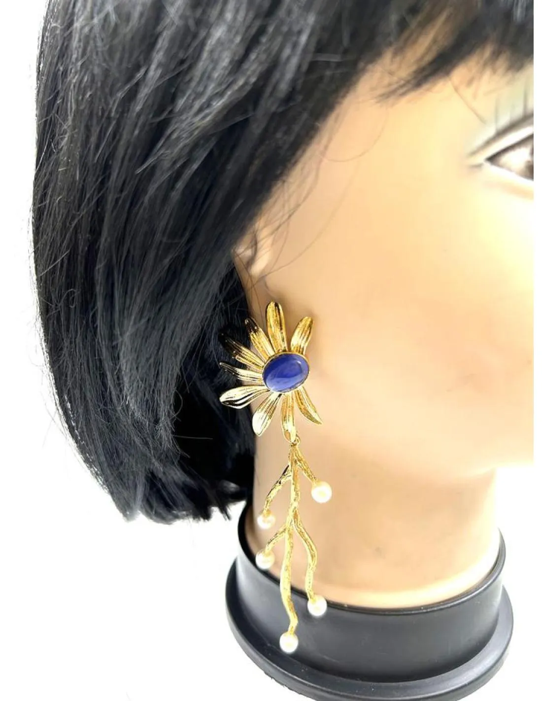 PENDIENTES MUJER LARGOS DE PERLAS Y FLORES AZULES PARA BODAS Y EVENTOS