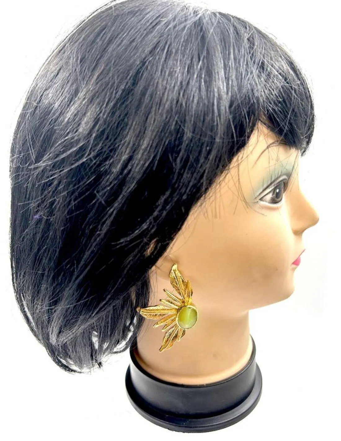 PENDIENTES SOFISTICADOS DORADOS Y PIEDRA ORO VIEJO PARA EVENTOS