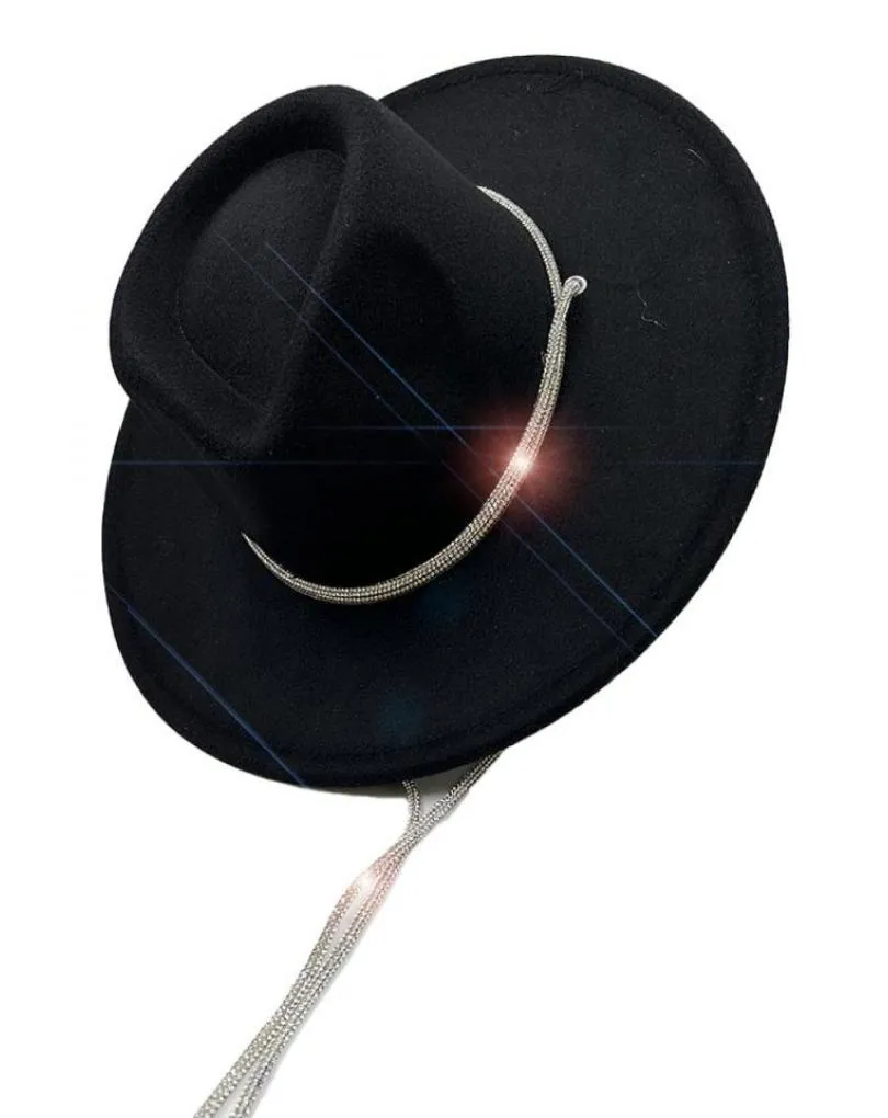 SOMBREROS NEGROS CON BONITA DECORACION CHIC DE CRISTAL